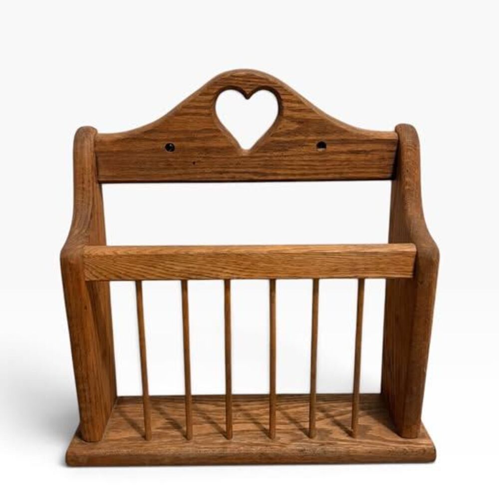 Vintage Solid Oak Wall-Mounted Magazine Rack / Newspaper Holder – Heart Cutout